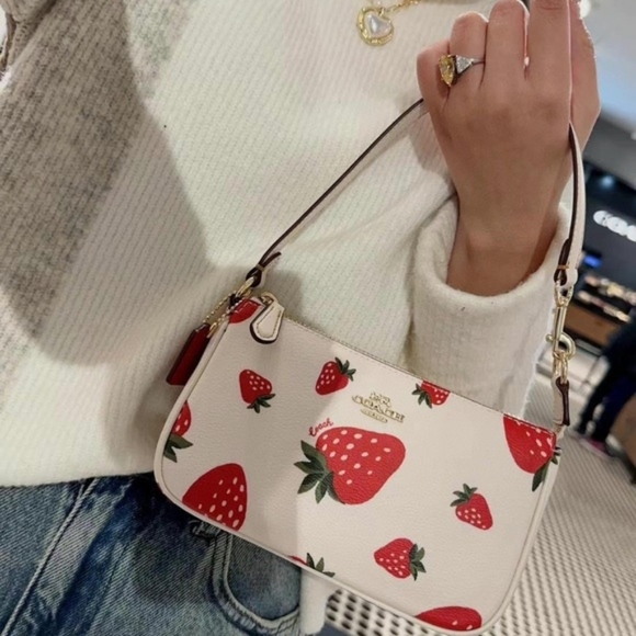 NWT Coach Nolita 19 With Wild Strawberry Print CH533 + Free Chain - Picture 11 of 12